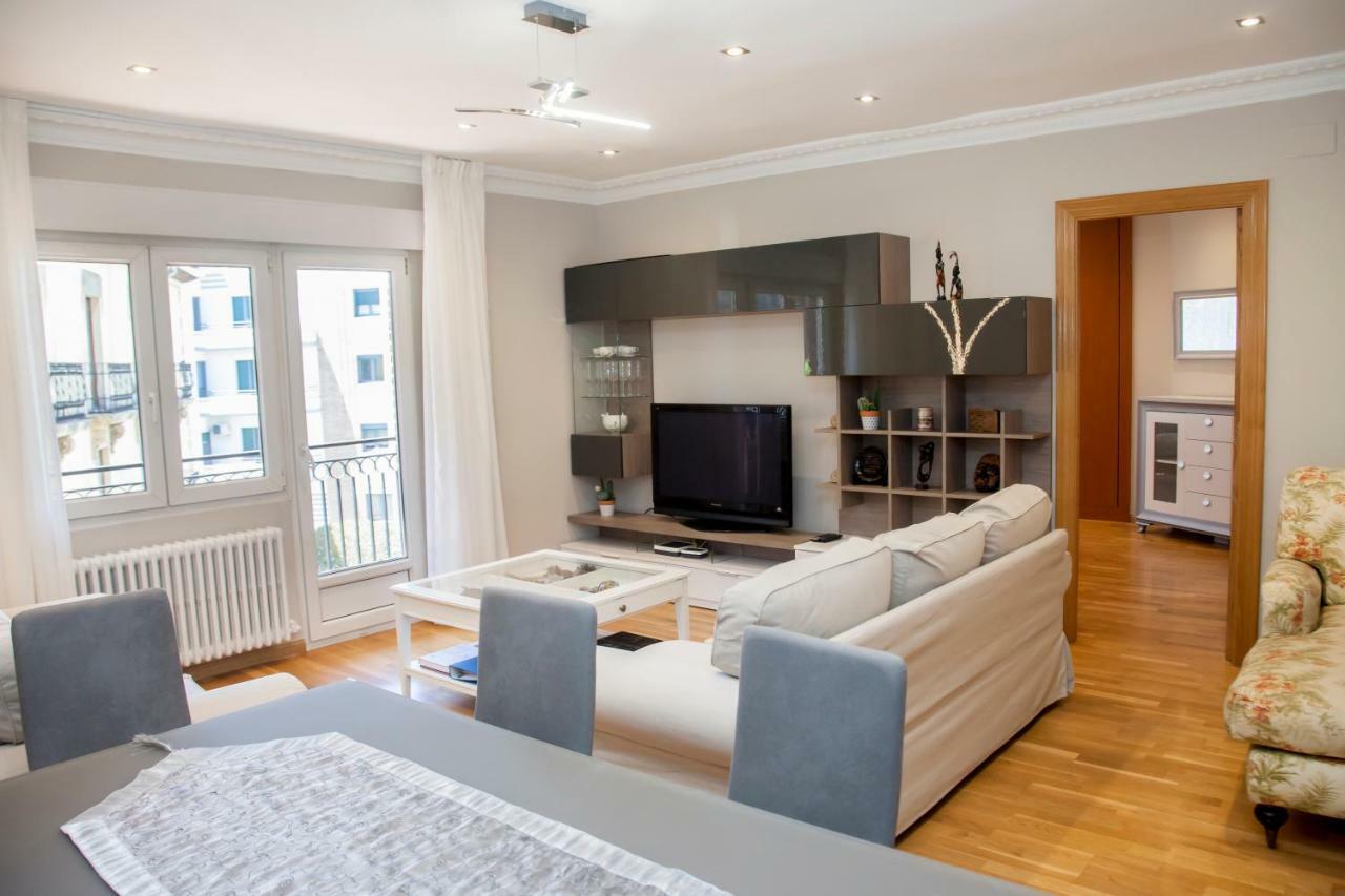 Apartment 8 - 10 Pax - Centro *